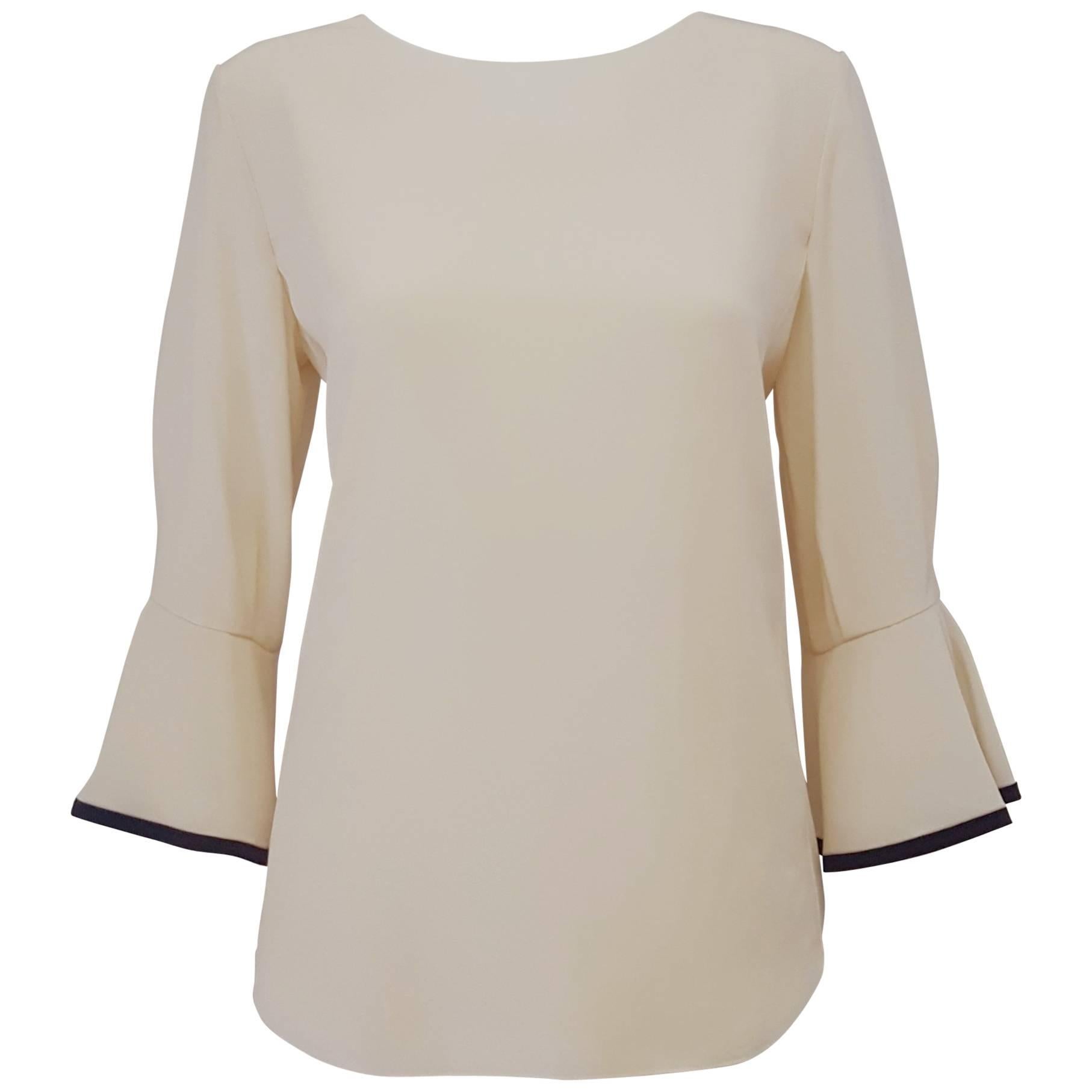 Chloe Beige Long Sleeve Silk Blouse With Round Collar 40 EU For Sale