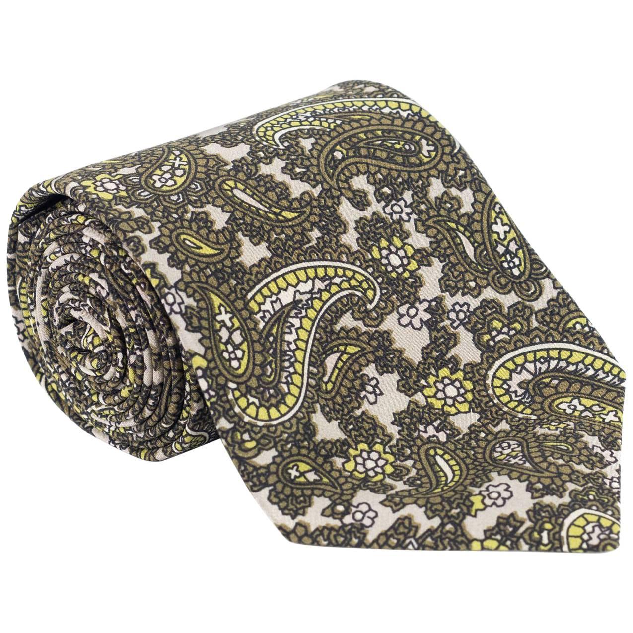 New Rare Tom Ford Luxurious Green Leaf Floral Paisley 3 1/4" Tie