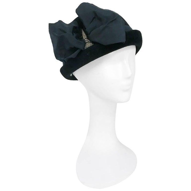 1950s Adele Claire Black Fur Felt Hat with Bow and Art Deco Decoration ...