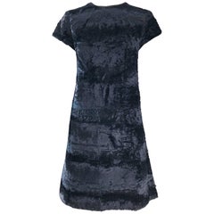 Saks 5th Avenue Robe courte chic en fausse fourrure noire, ligne tendance vintage des années 1960