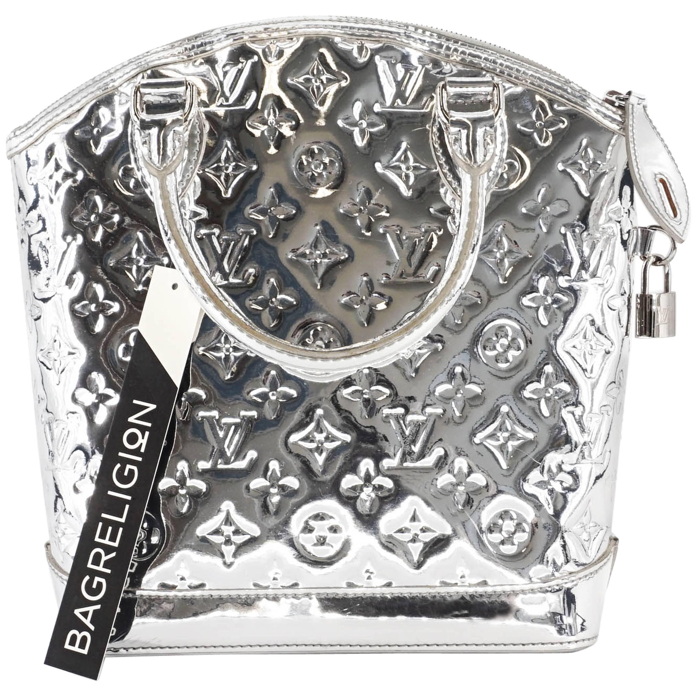 Louis Vuitton Monogram Miroir Lockit Handbag in Silver with Silver Hardware For Sale