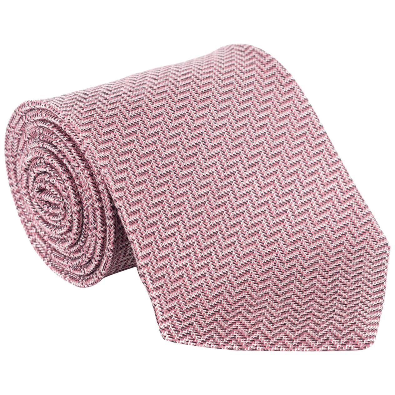 Tom Ford Tonal Zip Zag 4" Silk Blend RTL$260 Pink Tie For Sale