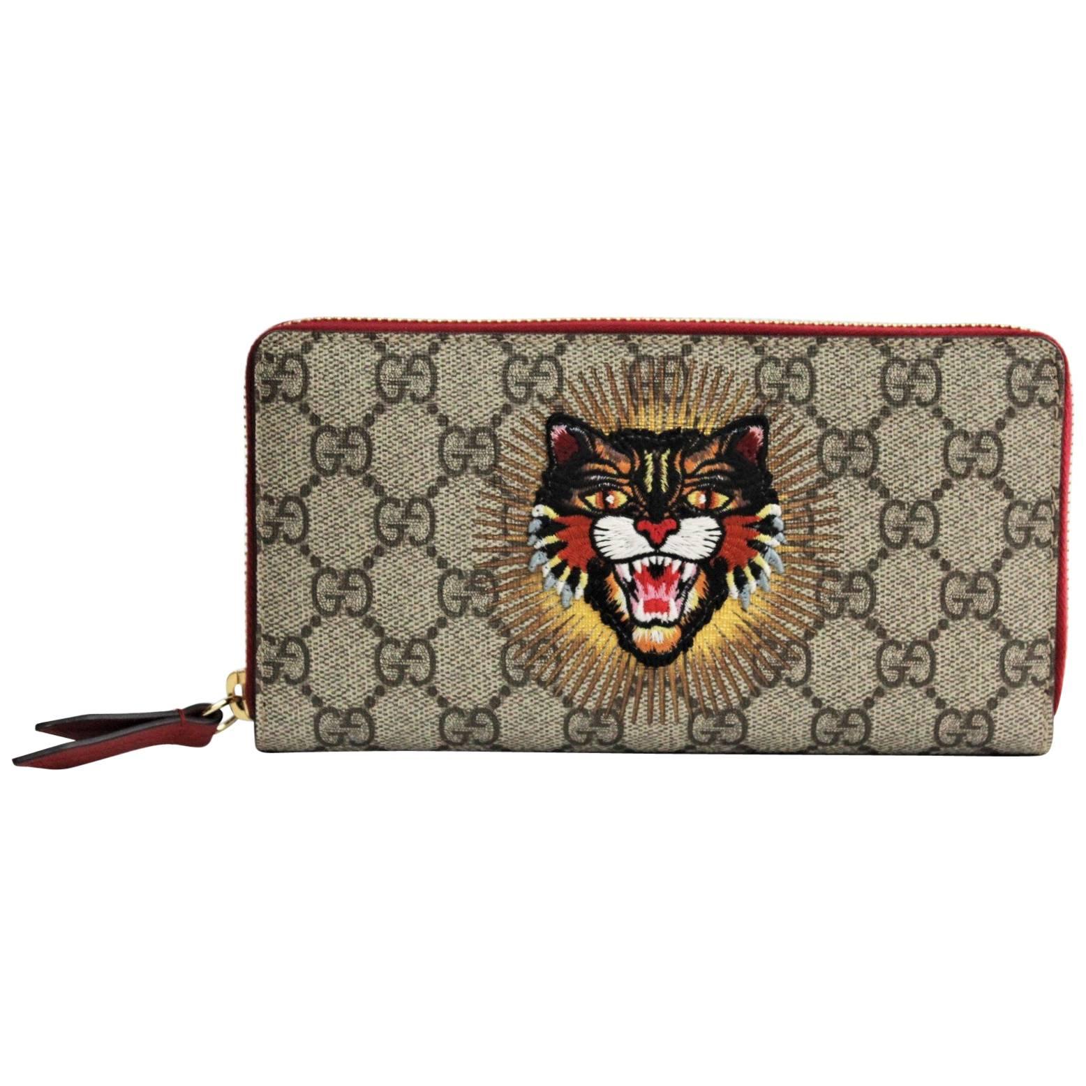 Gucci Wallet Angry Cat GG Supreme