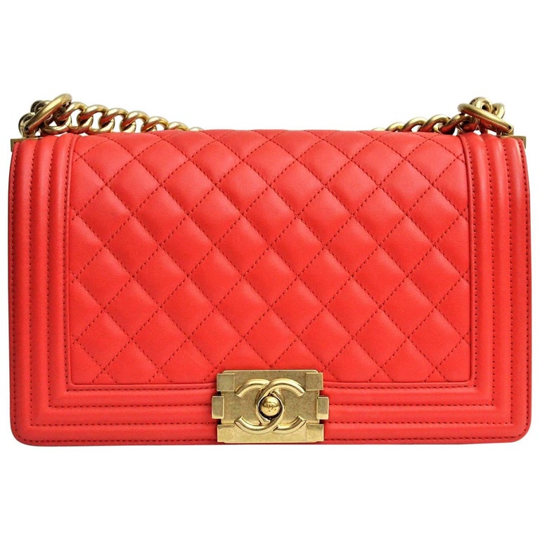 Chanel Chanel 22 Womens Bucket Bags 2023 Cruise, Red