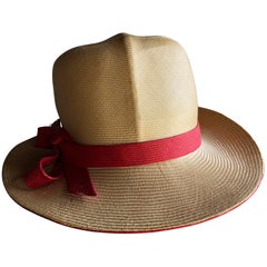 1970s Adolfo Two-Tone Natural And Red Straw Safari-Style Fedora W/ Creased Crown