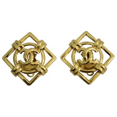 Chanel Vintage Double C Earring in Gold-Plated Metal