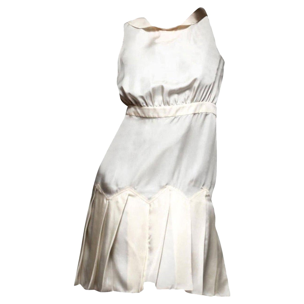 Vera Wang Lavendel Label Seide Peter Pan Kleid Gr. 6, neu im Angebot