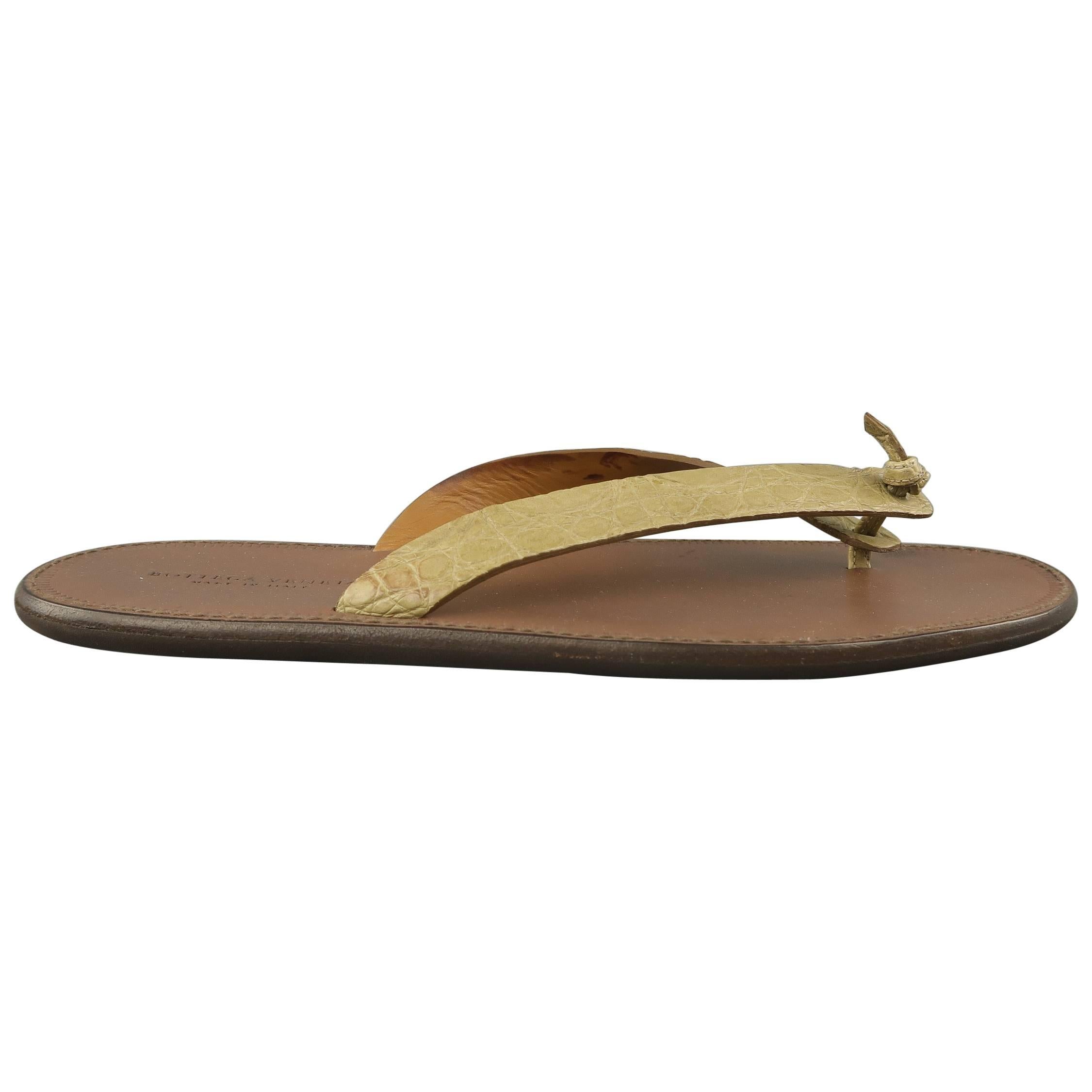 Men
s BOTTEGA VENETA Size 8 Beige Alligator Textured Thong Sandals