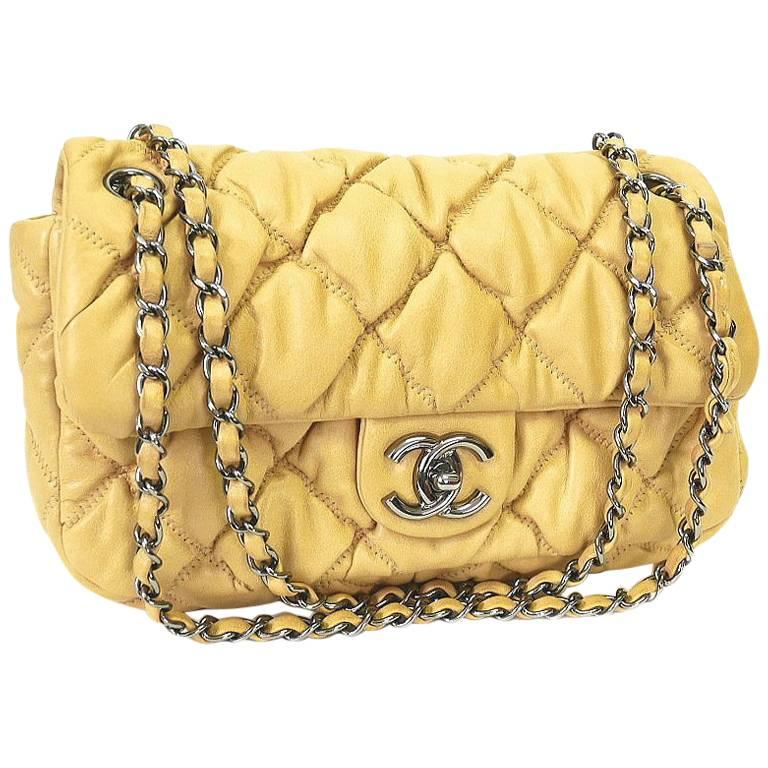 Chanel 2.55 Bubble Quilted Classic Chain Shoulder Bag Beige For Sale at  1stDibs