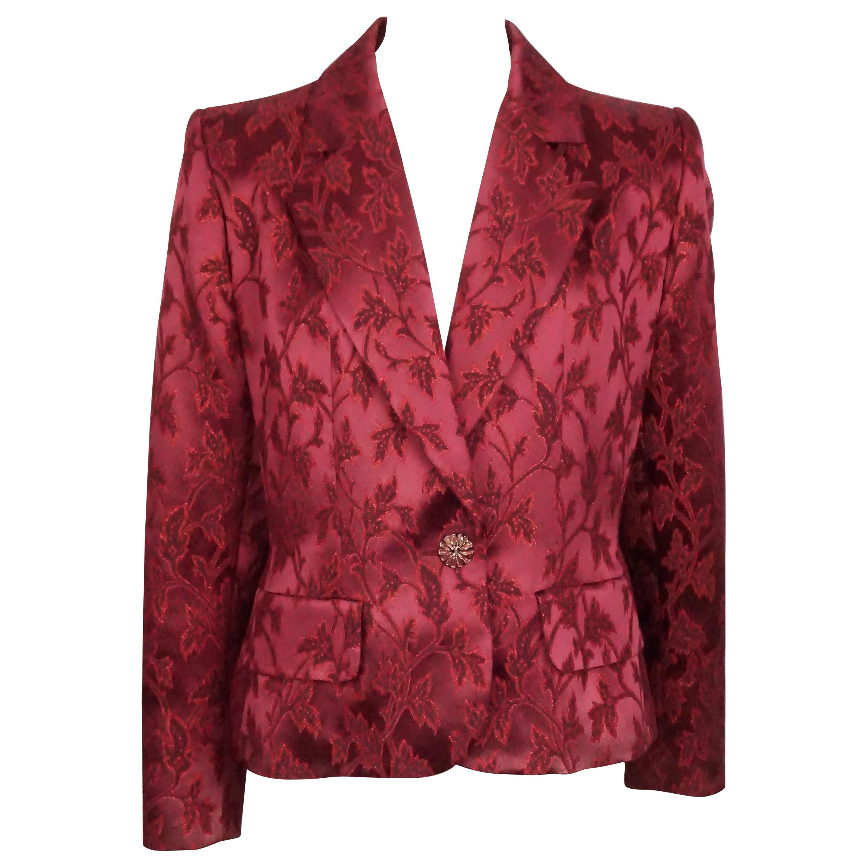 Yves Saint Laurent - Veste en brocart rouge avec boutons en émail  en vente