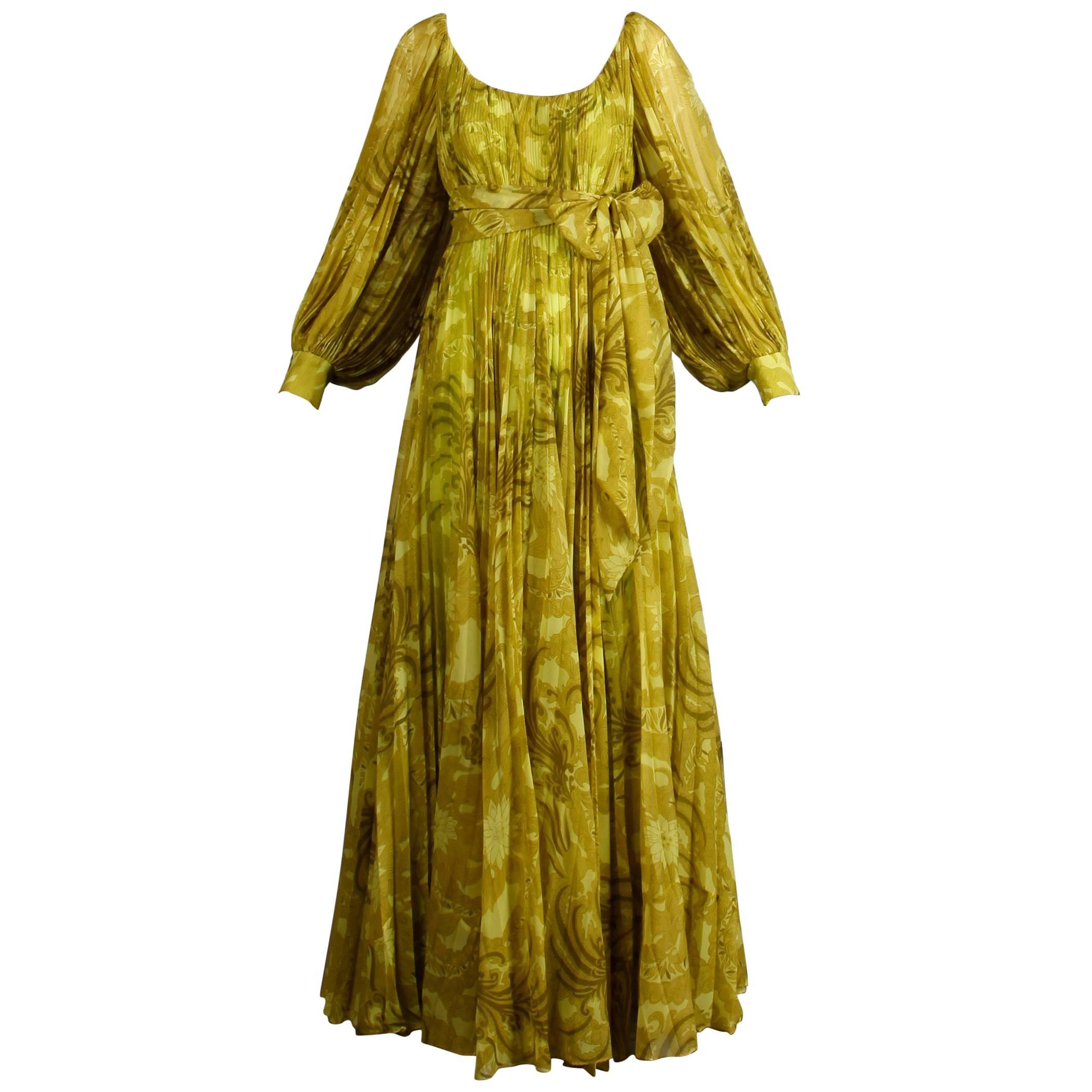 1970s Anne Fogarty Vintage Chartreuse Paisley Print Infinity Pleated Maxi Dress
