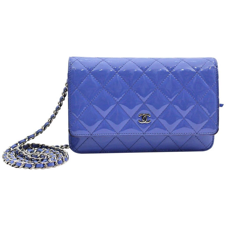 Chanel Lilac Quilted Patent Leather Wallet on Chain Clutch Bag For Sale
