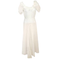 Early 1930s White Cotton Lawn Dress With Rosebud Embroidery