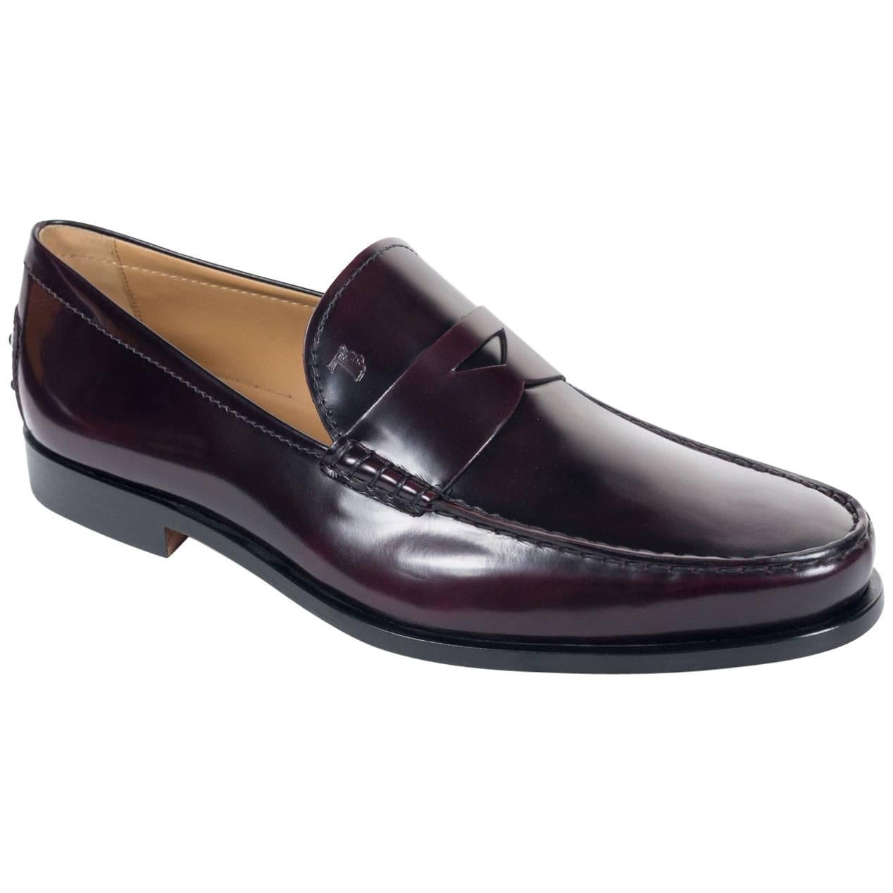 Tod's Mens Burgundy Boston Polished Leather Penny Loafers For Sale at ...