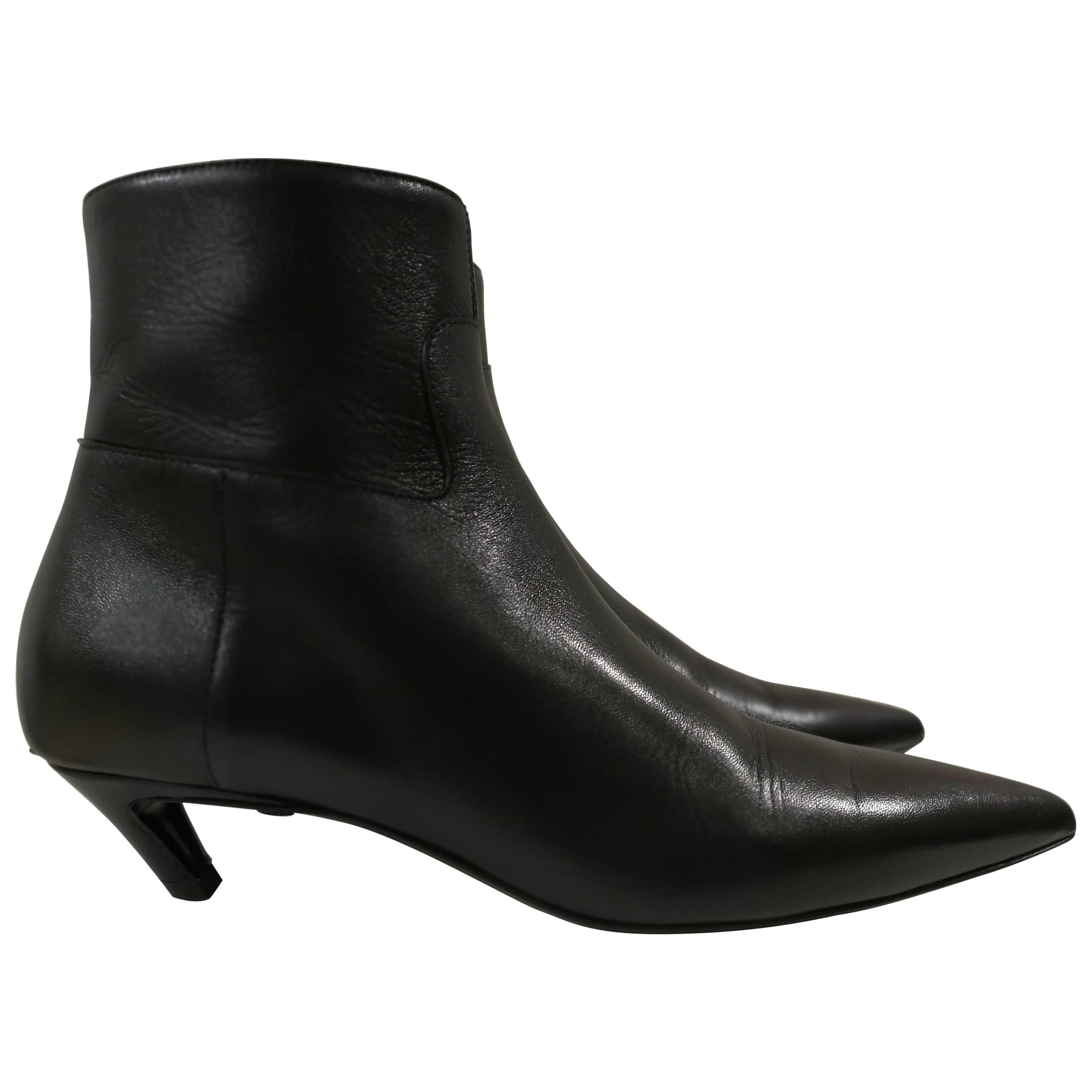 Balenciaga Black Over The Knee Knife Boots Size 35.5 For Sale at 1stDibs balenciaga over