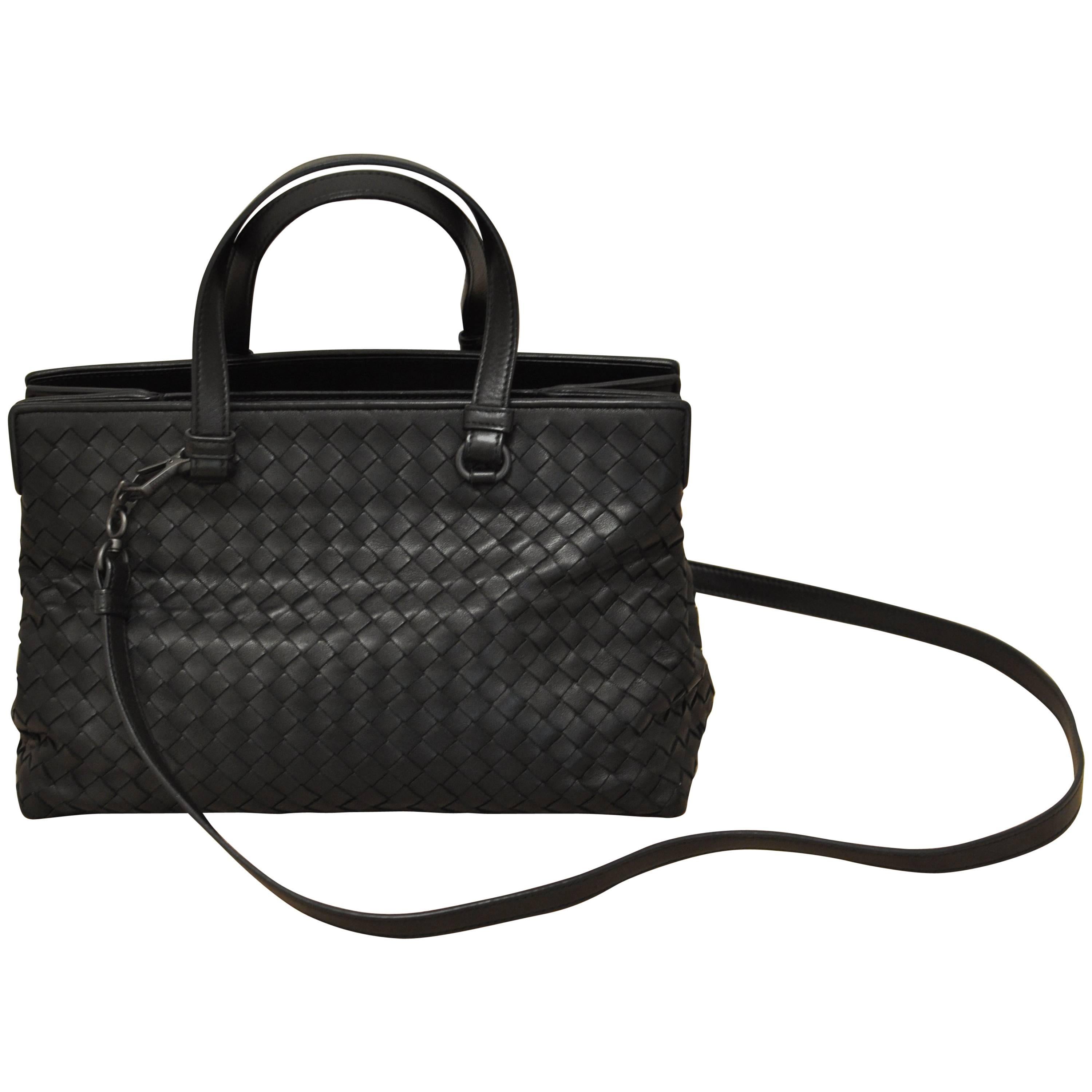 2016 Bottega Veneta Nero Intrecciato Nappa Medium Top Handle Bag w/Dust Bag