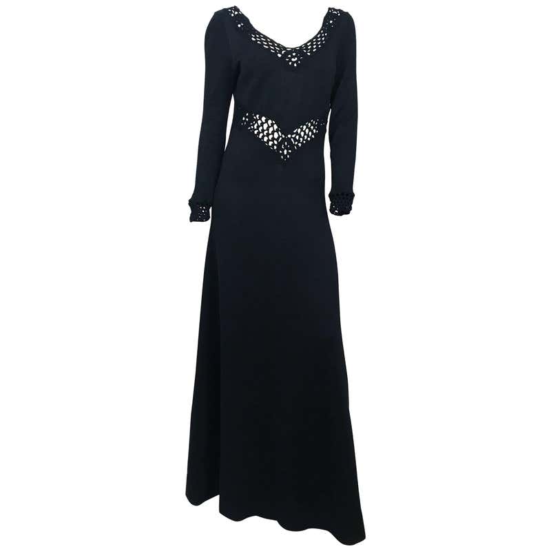 1940s Black Taffeta Fishtail Evening Gown at 1stDibs | fishtail party dress