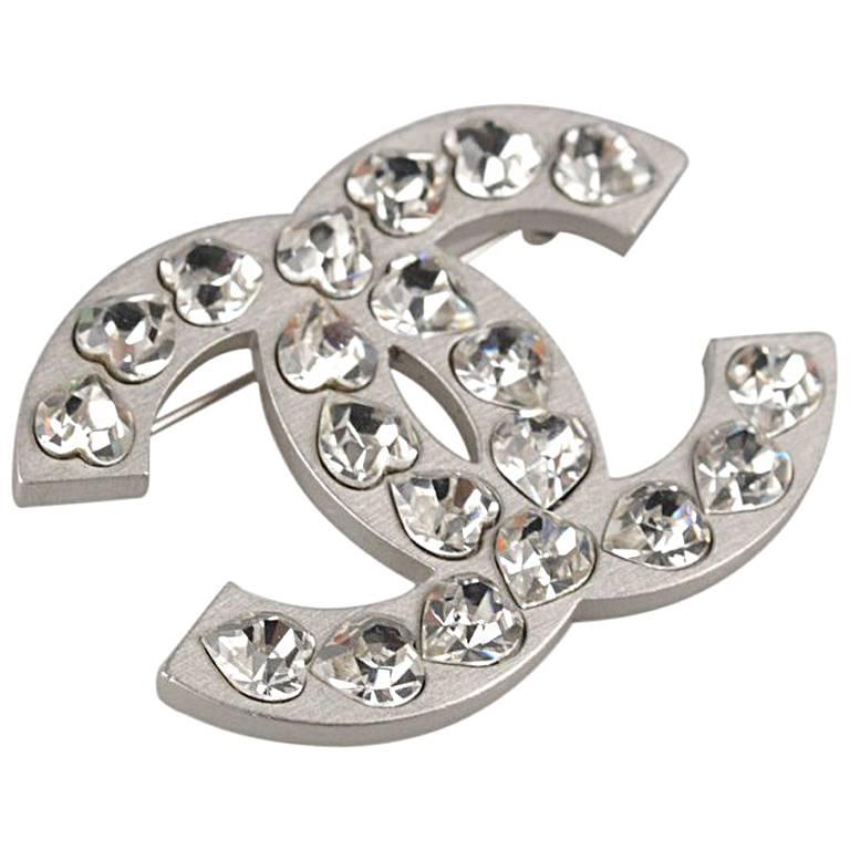 CHANEL Heart Crystal Rhinestone CC Logo Brooch Pin For Sale at