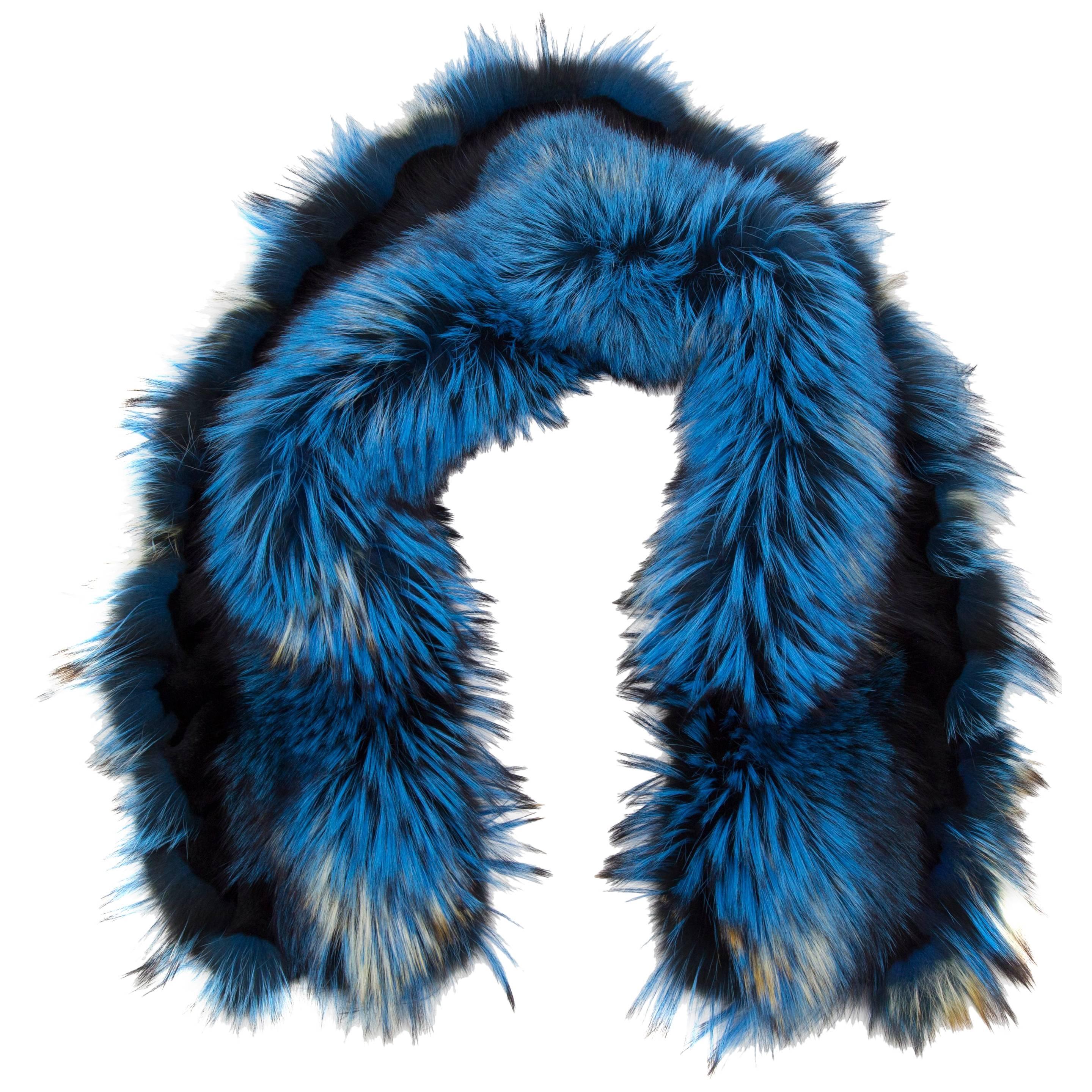 Luxurious Oversized Blue Racoon and Fox White Fringe Fur Statement Stole For Sale