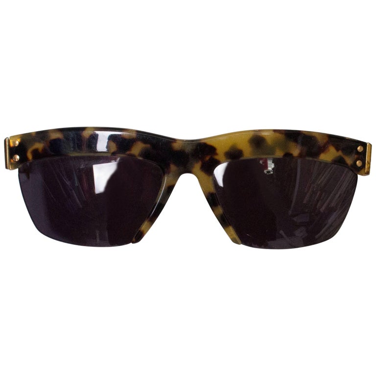vintage square 1970's sunglasses, <br>in sunlit honey, <br>0.14ct main image 0