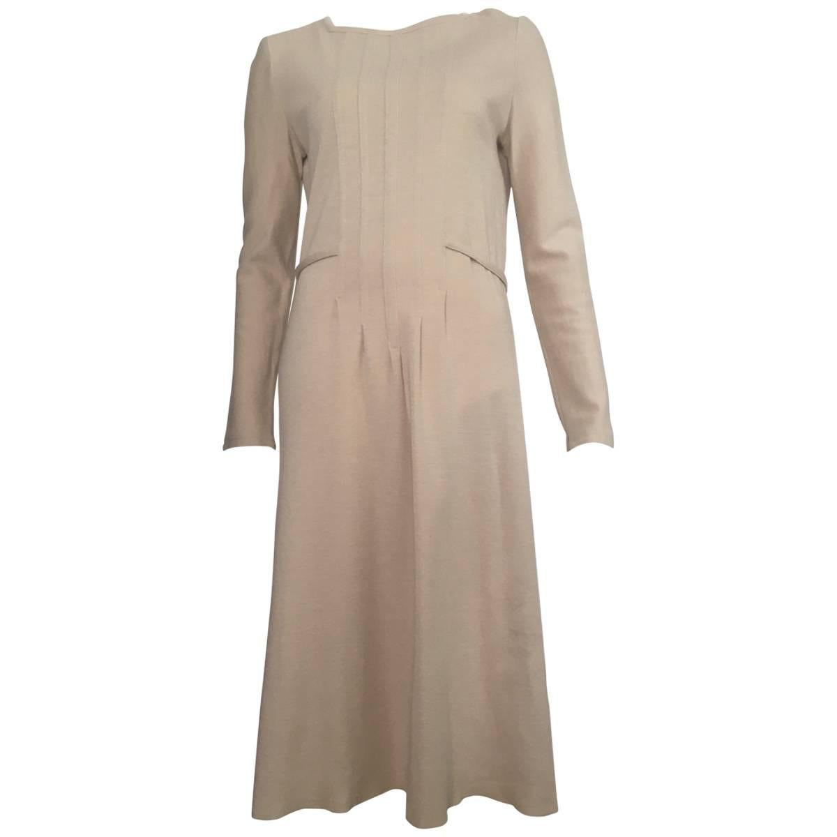 Geoffrey Beene Boutique 1970s Wool Knit Tan Long Sleeve Dress Size 8. For Sale