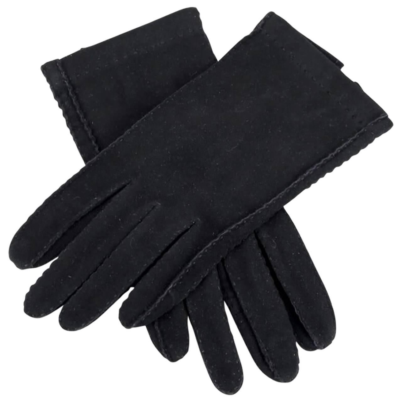 Roeckl Munich Black Unworn Vintage Suede Gloves  For Sale