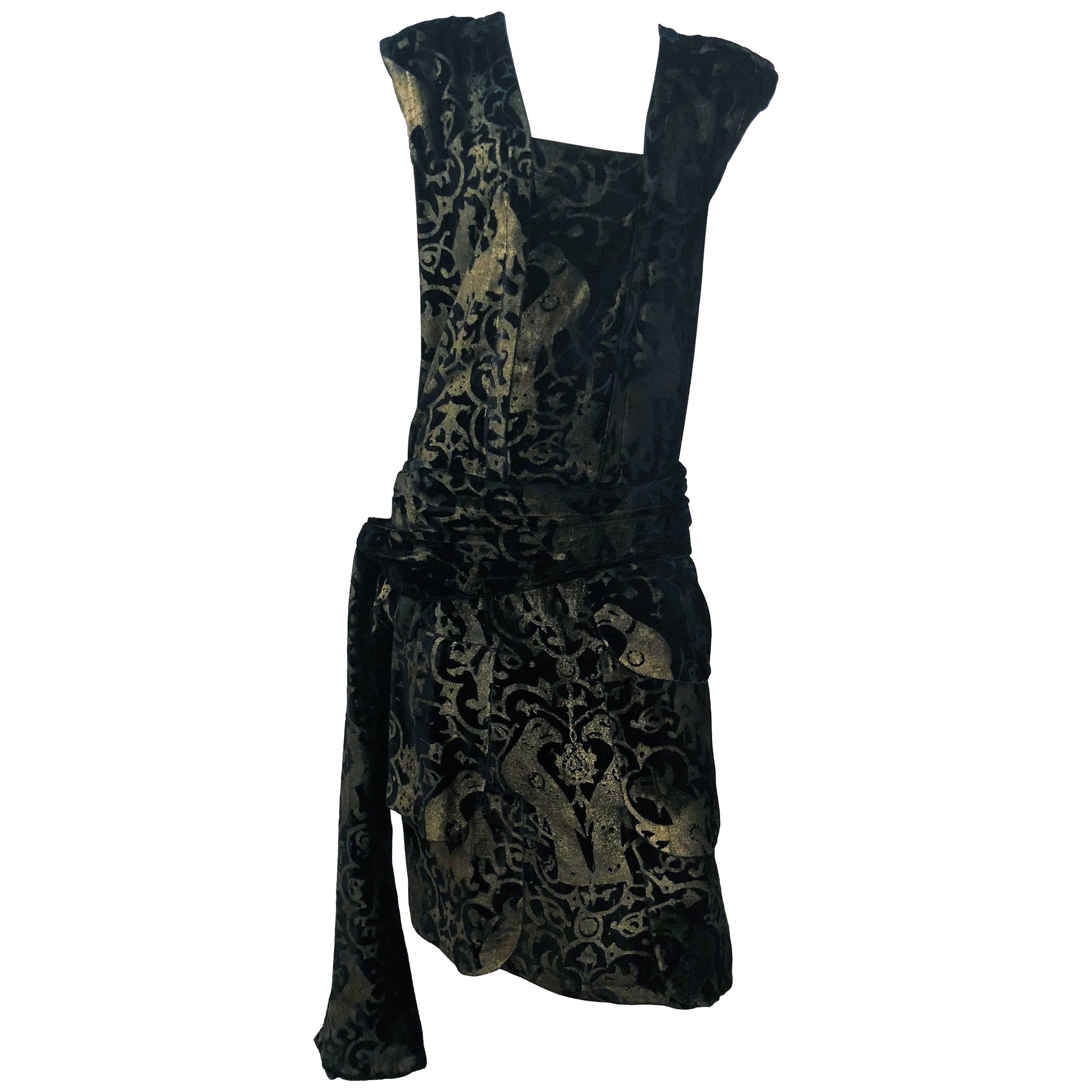 Fiorella Manici Black Silk Velvet Dress with Hand-Stenciled Novelty print, 1980  For Sale