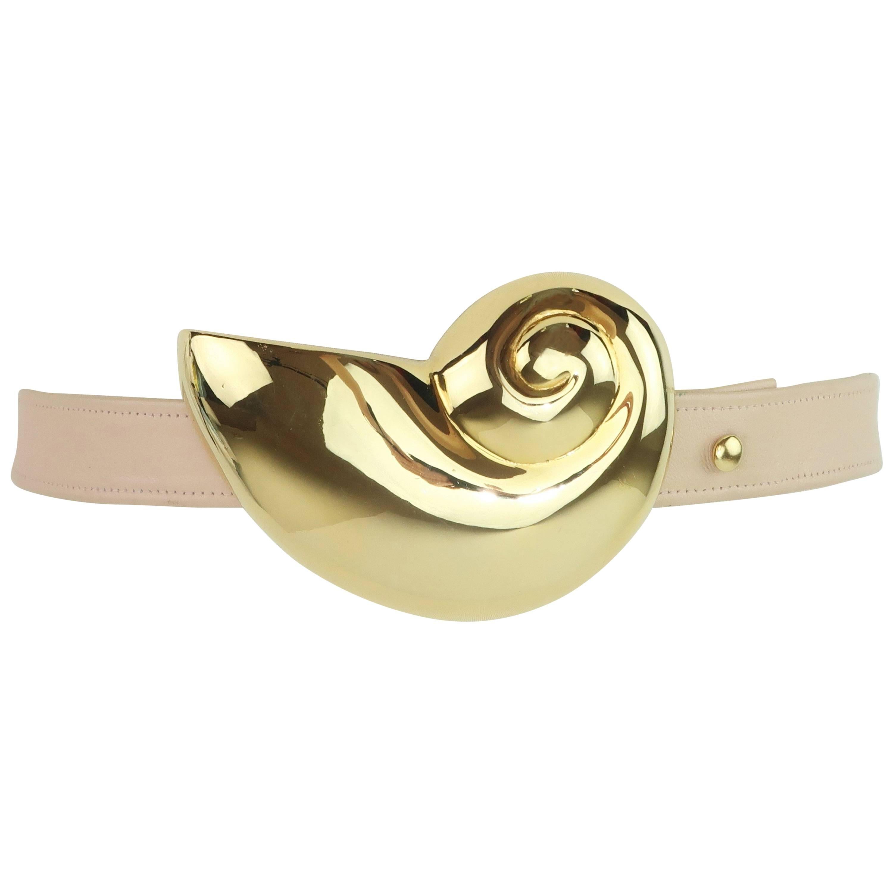 C.1980 Alexis Kirk Nautilus Shell Gold Tone Buckle With Belt