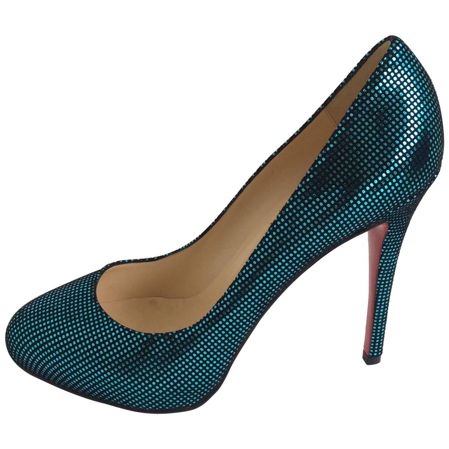 Christian Louboutin Metallic Green Imprinted Suede Round-Toe Pump Sz 40.5/Us10.5 For Sale