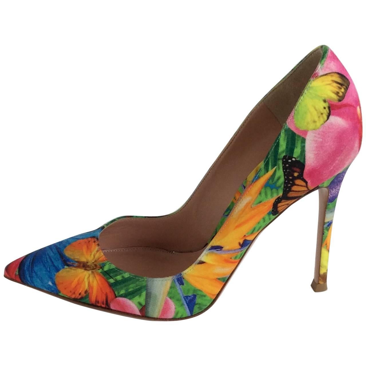 Gianvito Rossi Bright Tropical Print Pointed Toe Canvas Pumps  For Sale