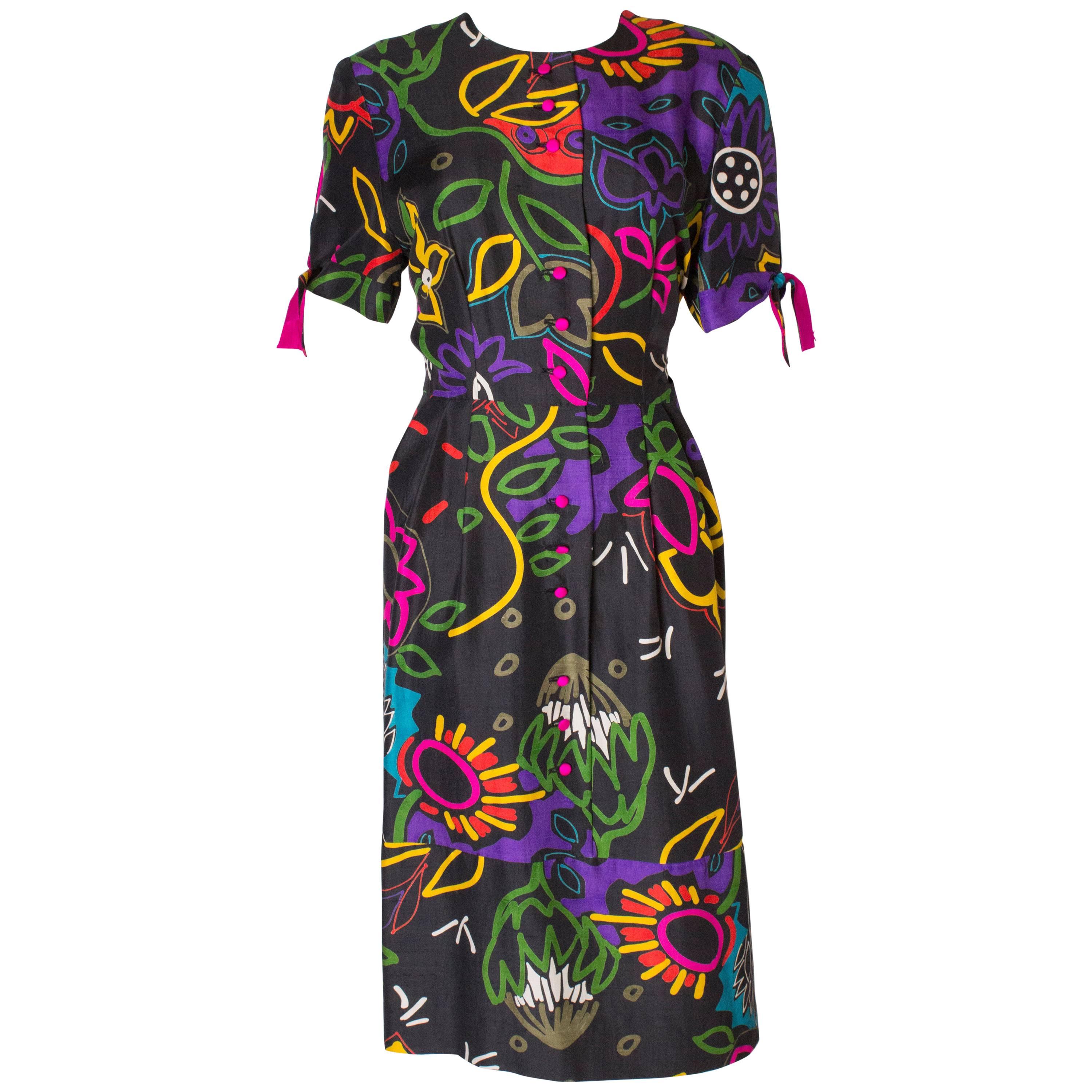 A Vintage 1980s abstract printed Silk day Dress by Donald Campbell For Sale