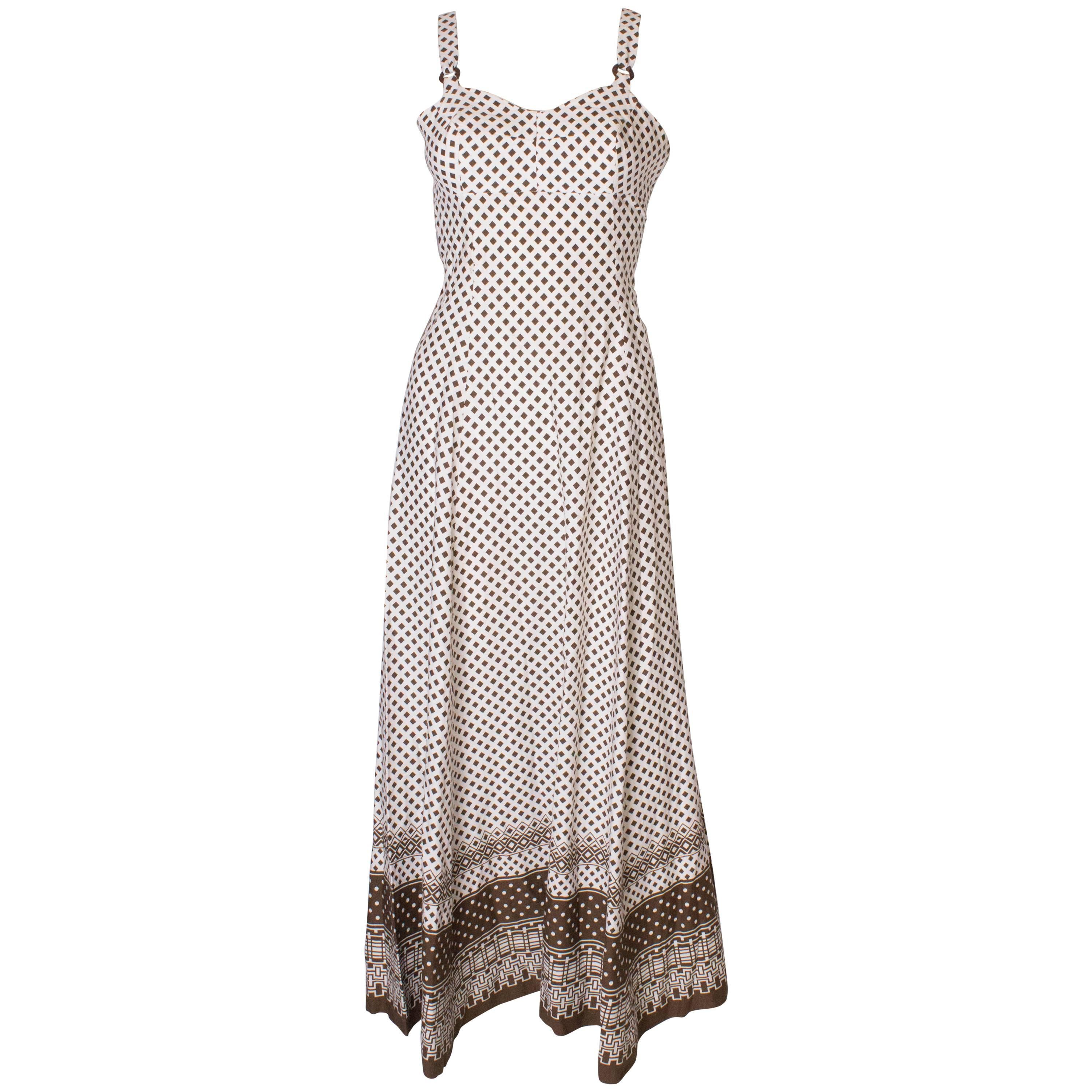 A Vintage 1970s printed long summer dress in Brown and White by Horrockses  For Sale