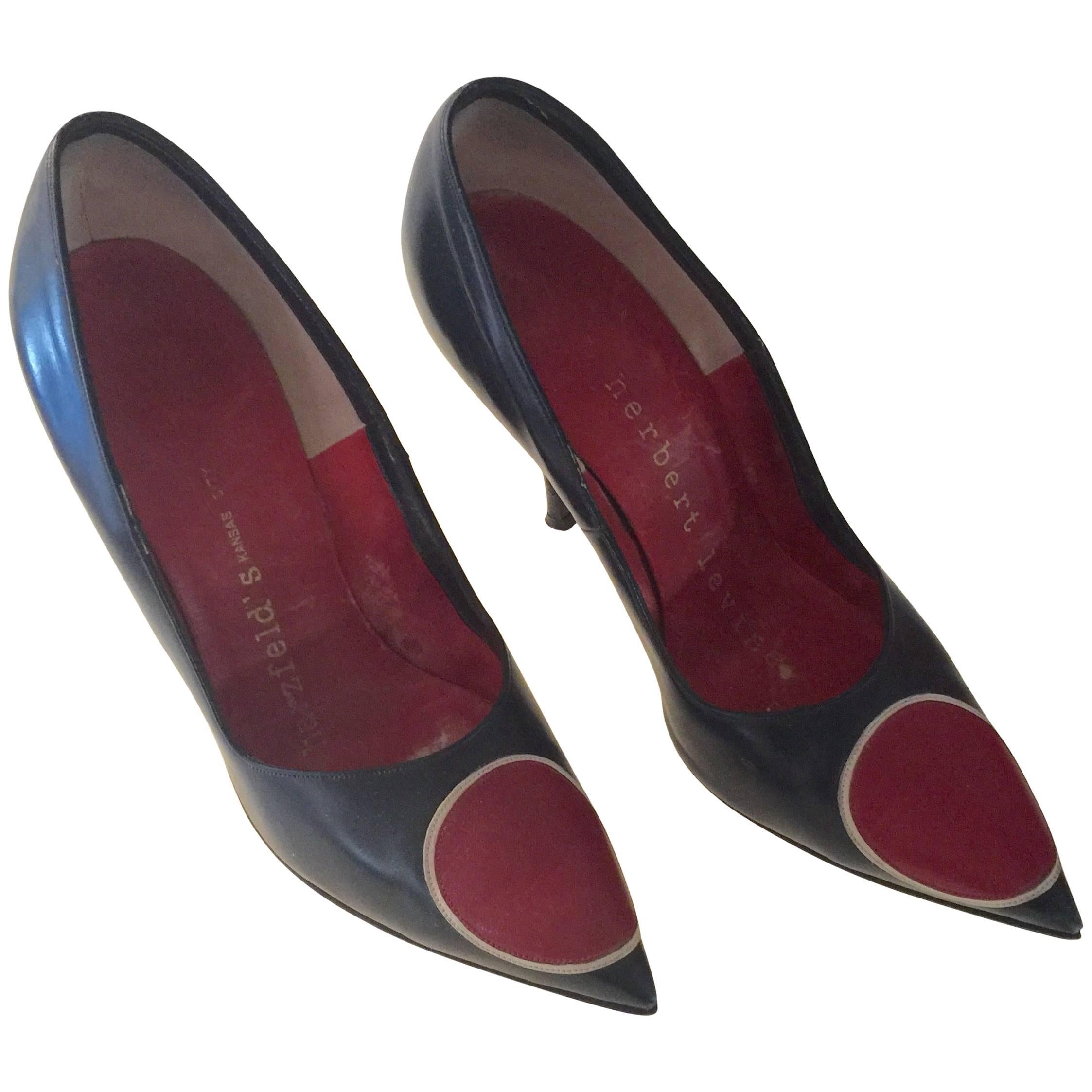 Herbert Levine 1960's Black/Red Target Geometric Pointed Toe Stilettos Size 6 For Sale