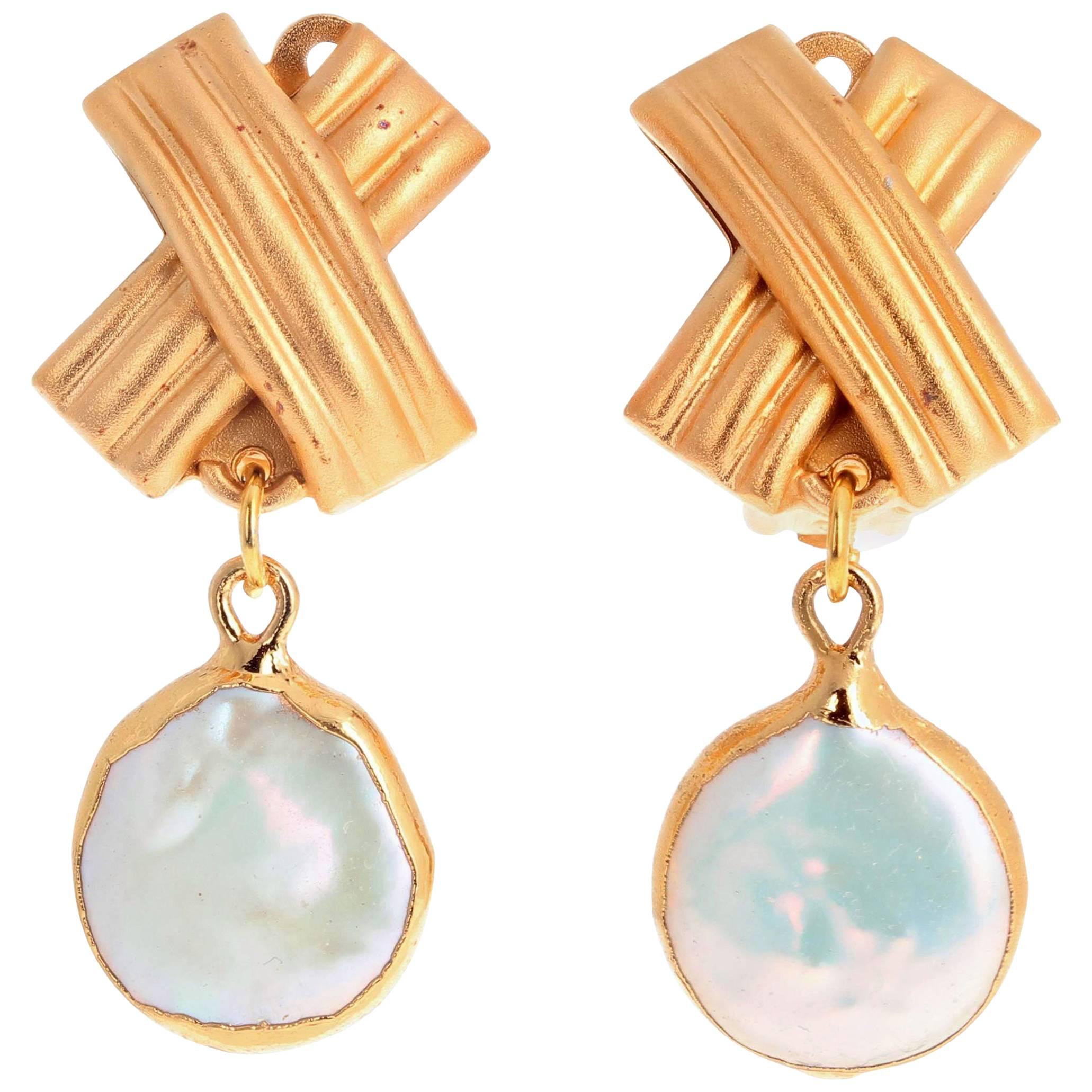 Gemjunky Chic Handmade Clip-on Vermeil (gold plated) Pearl Earrings