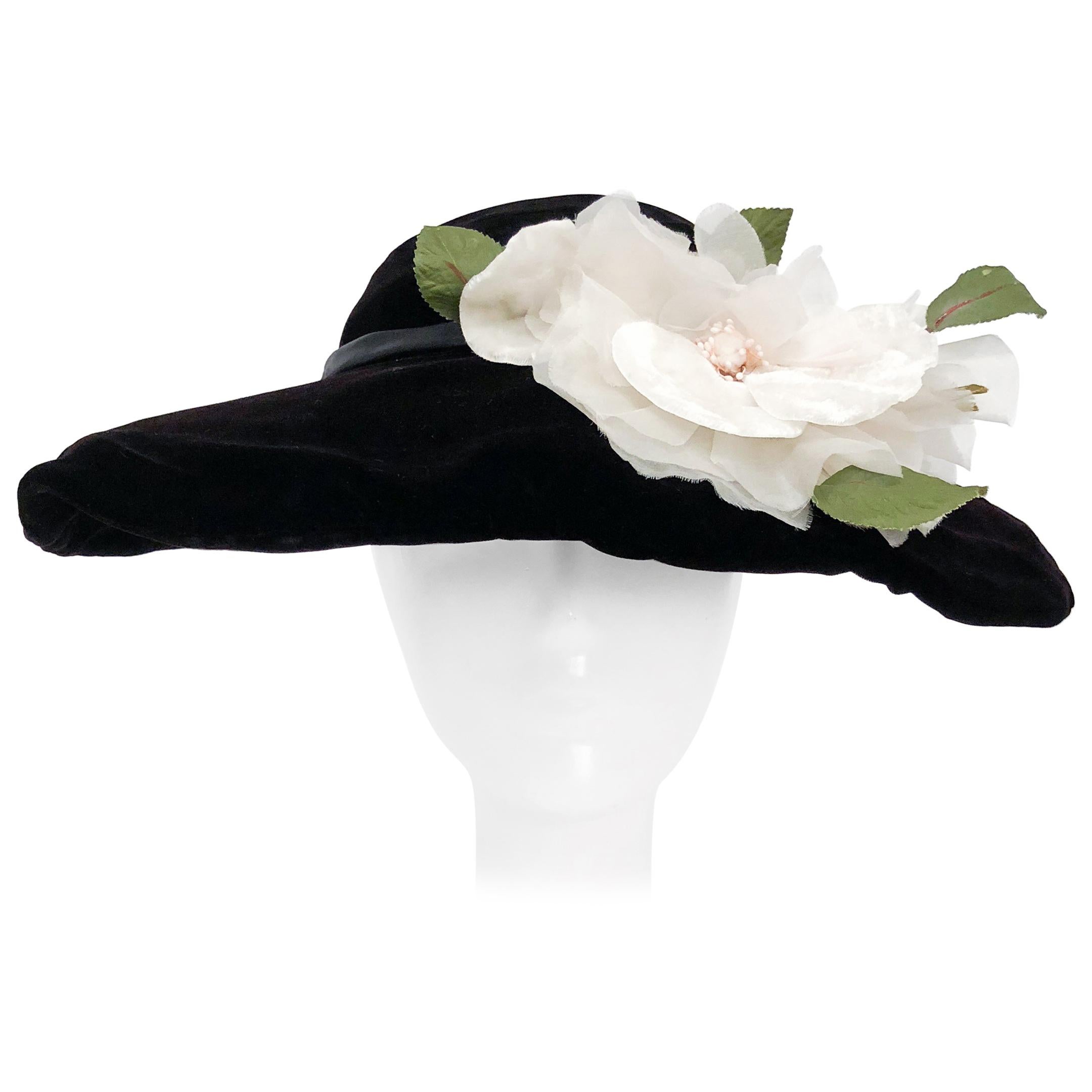 1950s Black Silk Velvet Picture Hat with White Silk Flower