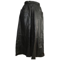 Saks Fifth Avenue 1980s Black Leather A Line Skirt with Pockets Size 4.