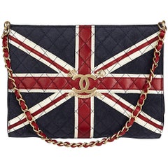 2009 Chanel Navy Suede Rot und Weiß Lammleder Union Jack Umhängetasche