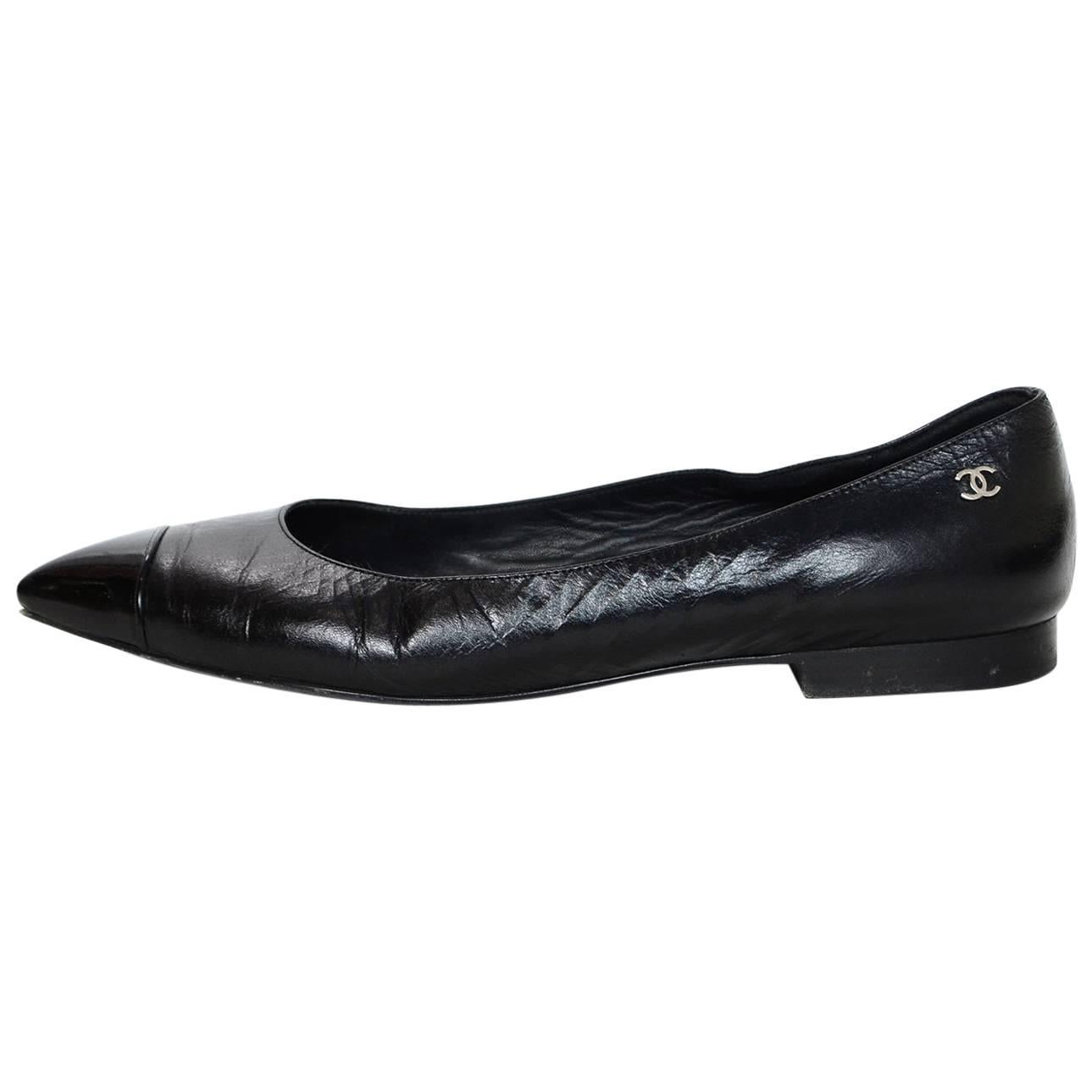 Chanel Black Leather & Patent Cap-Toe Flats Sz 40.5