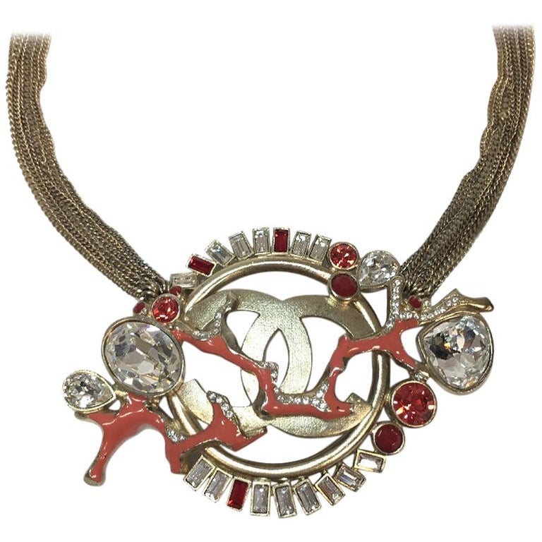 Loulou de la Falaise Choker Necklace in Gilded Metal, Dove Pendant and  Brilliant