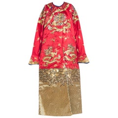1950S Metallic Golden Dragons ricamato rosso Opera cinese  KimonoRobe
