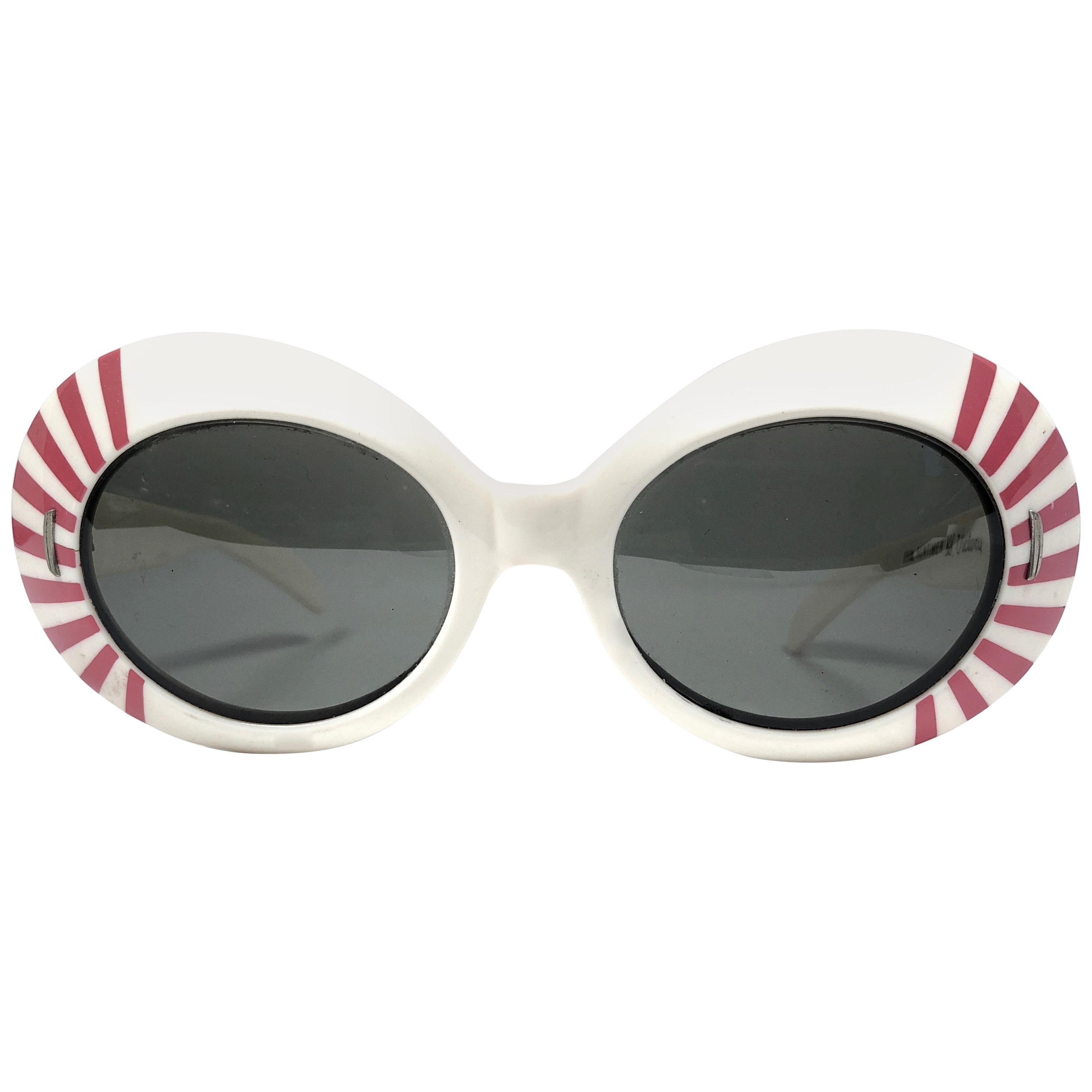 Suntimer Victory Rising Sun Skimo Style France Vintage Sunglasses, 1960  