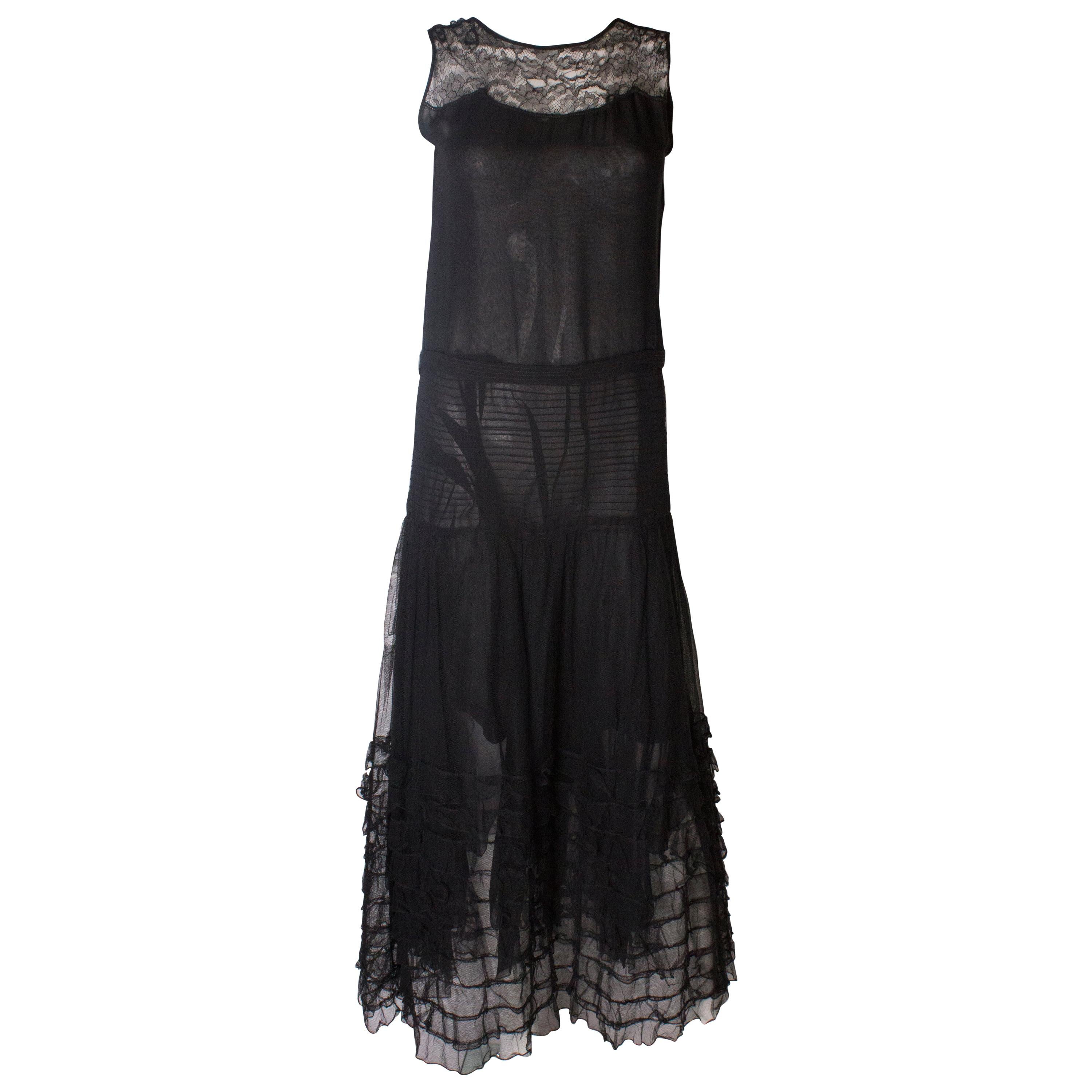 Schwarzes Vintage-Abendkleid aus den 1920er Jahren
