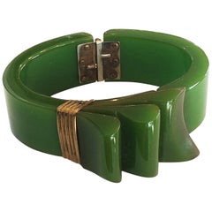 Antique Rare Art Deco Jade Green bakelite ribbon hinged clamper bangle