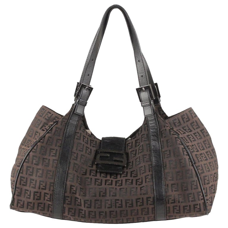 fendi hobo shoulder bag