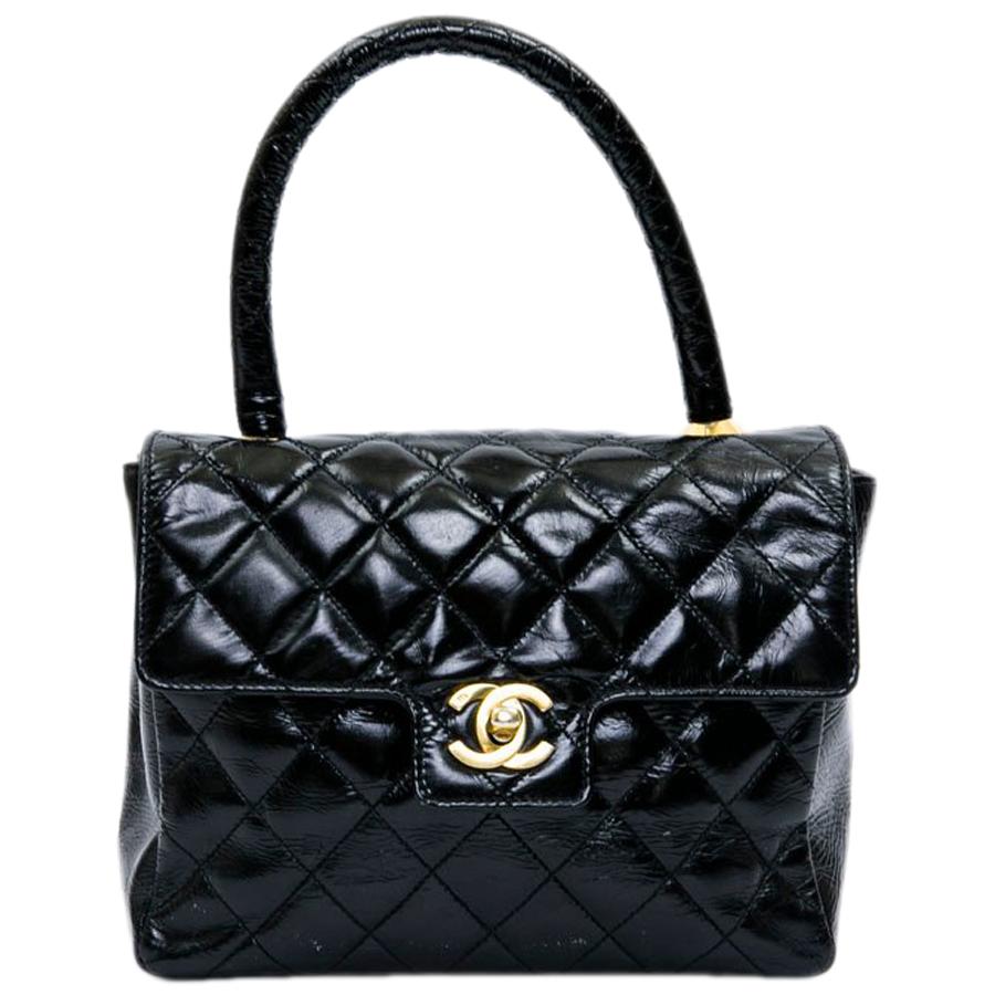 CHANEL Vintage Bag in Quilted Semi-Gloss Black Leather
