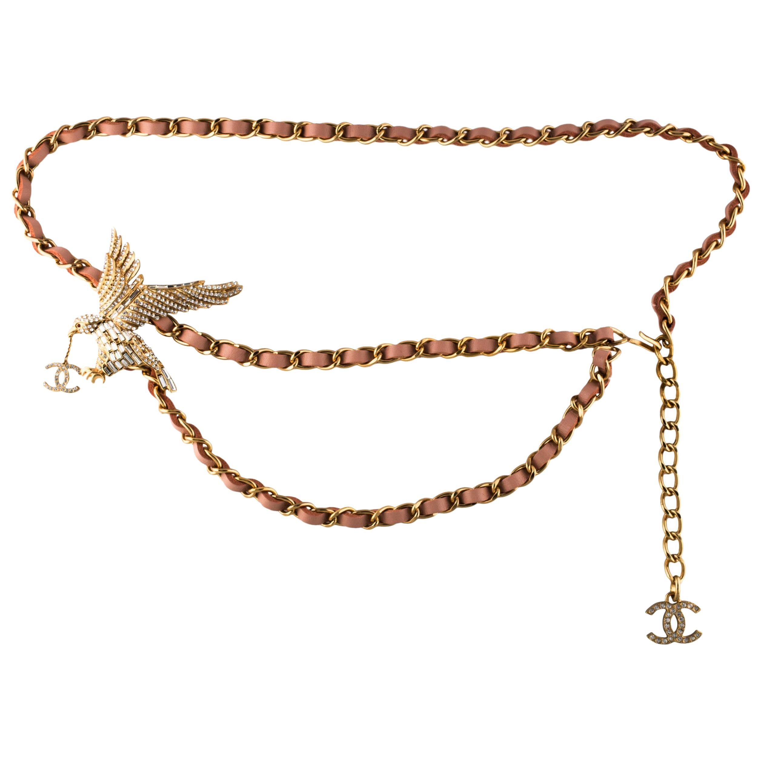 Chanel Strass Adler CC Logo Leder und Kette Gürtel oder Halskette im Angebot