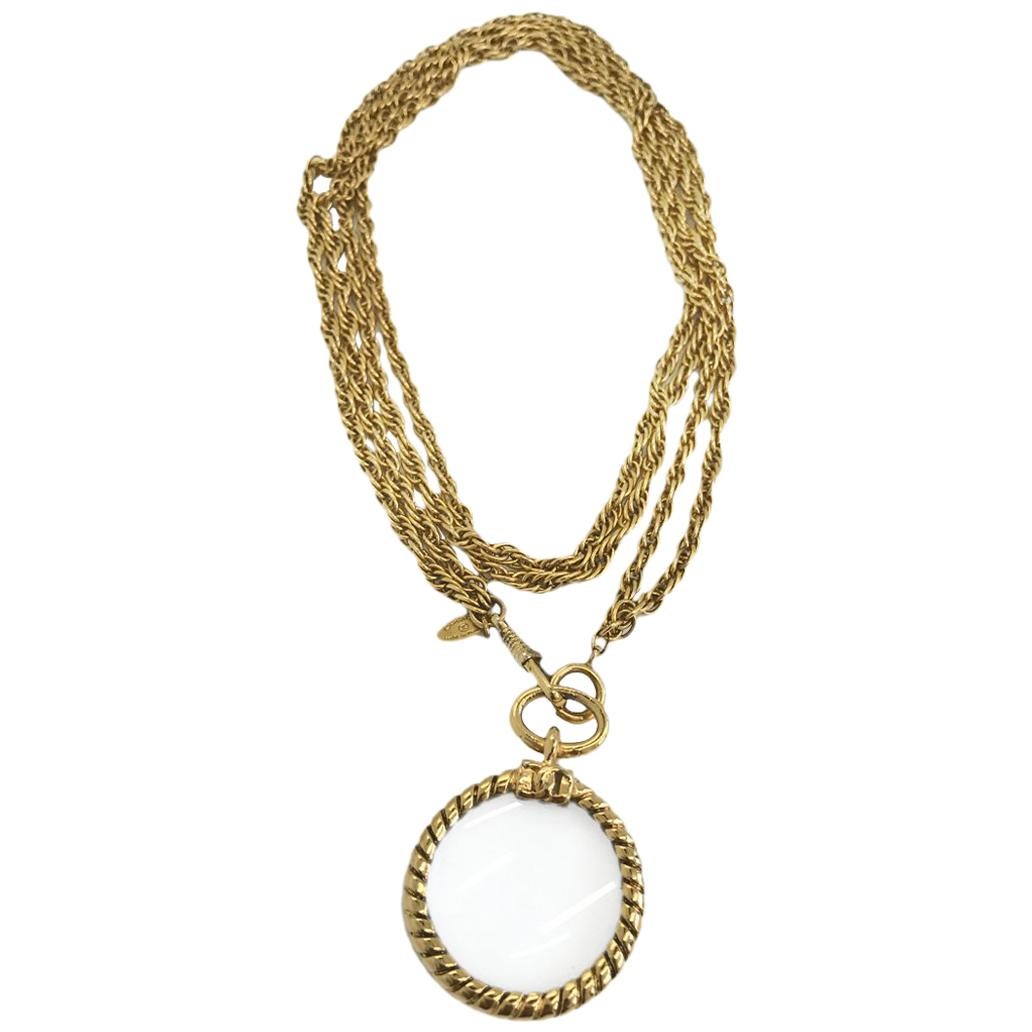 Chanel Vintage Long Magnifying Glass Loupe Gold Plated Pendant Necklace, 1980s  For Sale