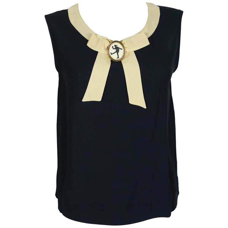 Moschino Cameo Top US Size 12 For Sale