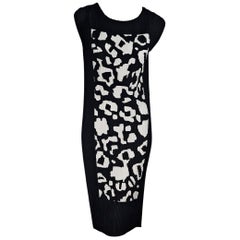 Black & White Escada Pleated Dress