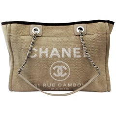 Chanel Braun Canvas Deauville Kleine Tote Tasche